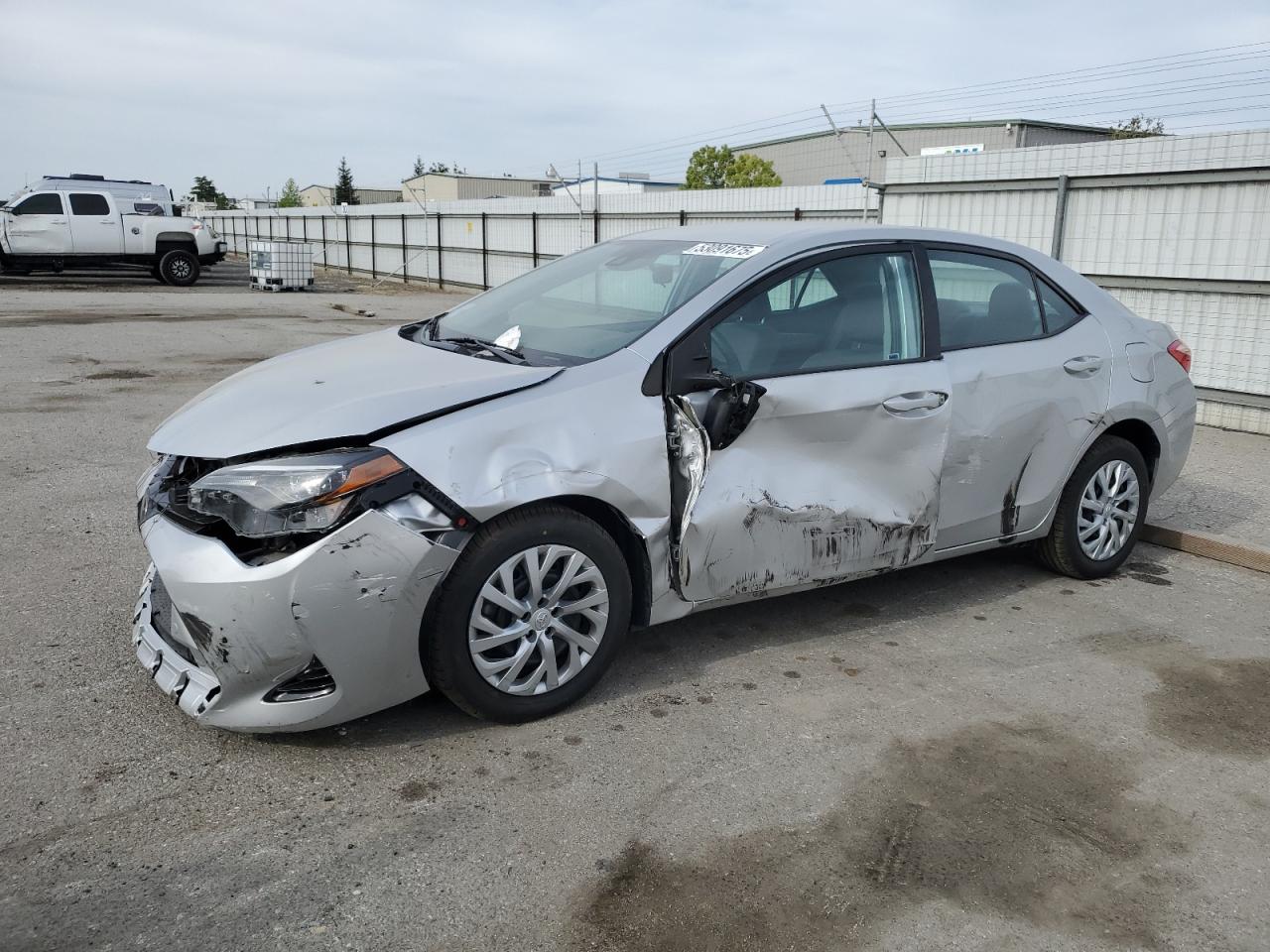 Bakersfield, CA에서 판매 중인 2017 Toyota Corolla L - All Over