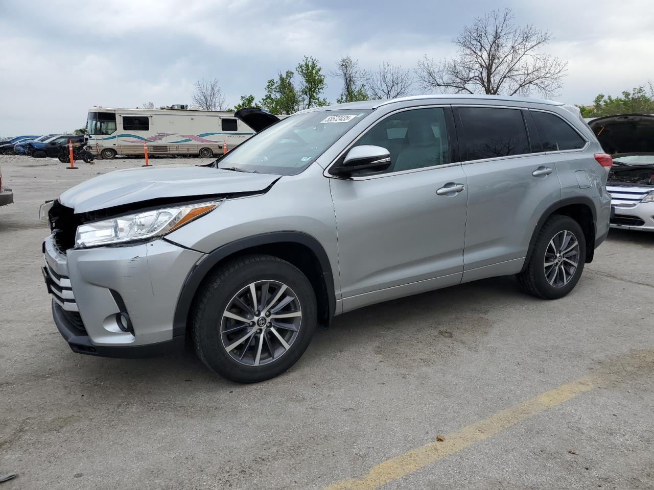 2017 Toyota Highlander Se de vânzare în Bridgeton, MO - Front End