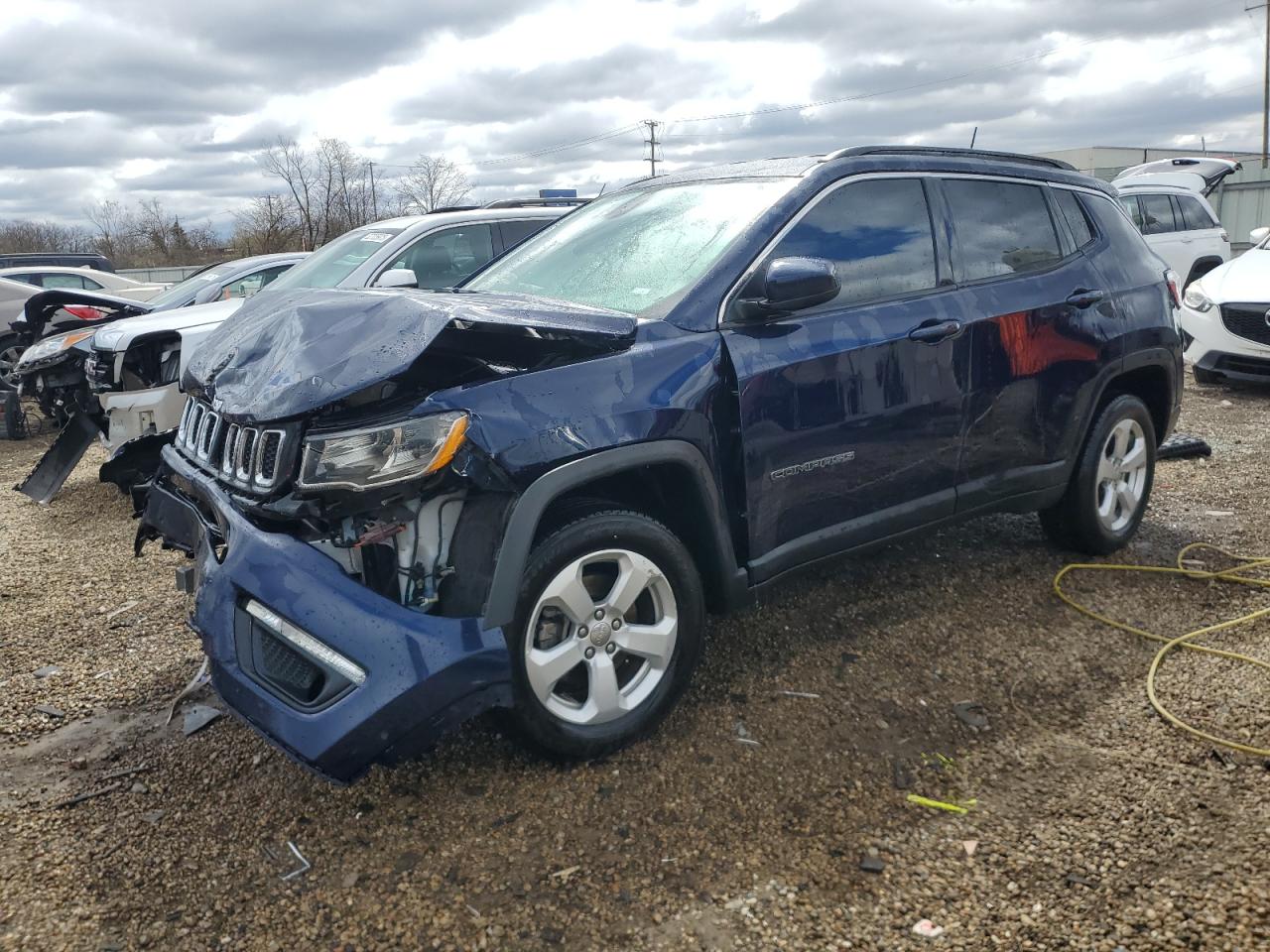 2021 Jeep Compass Latitude for Sale in Chicago Heights, IL - Front End