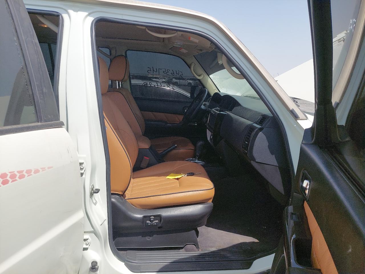 JN8FY1NYXNX100424 - 2022 Nissan PATROL SUP - #54635745