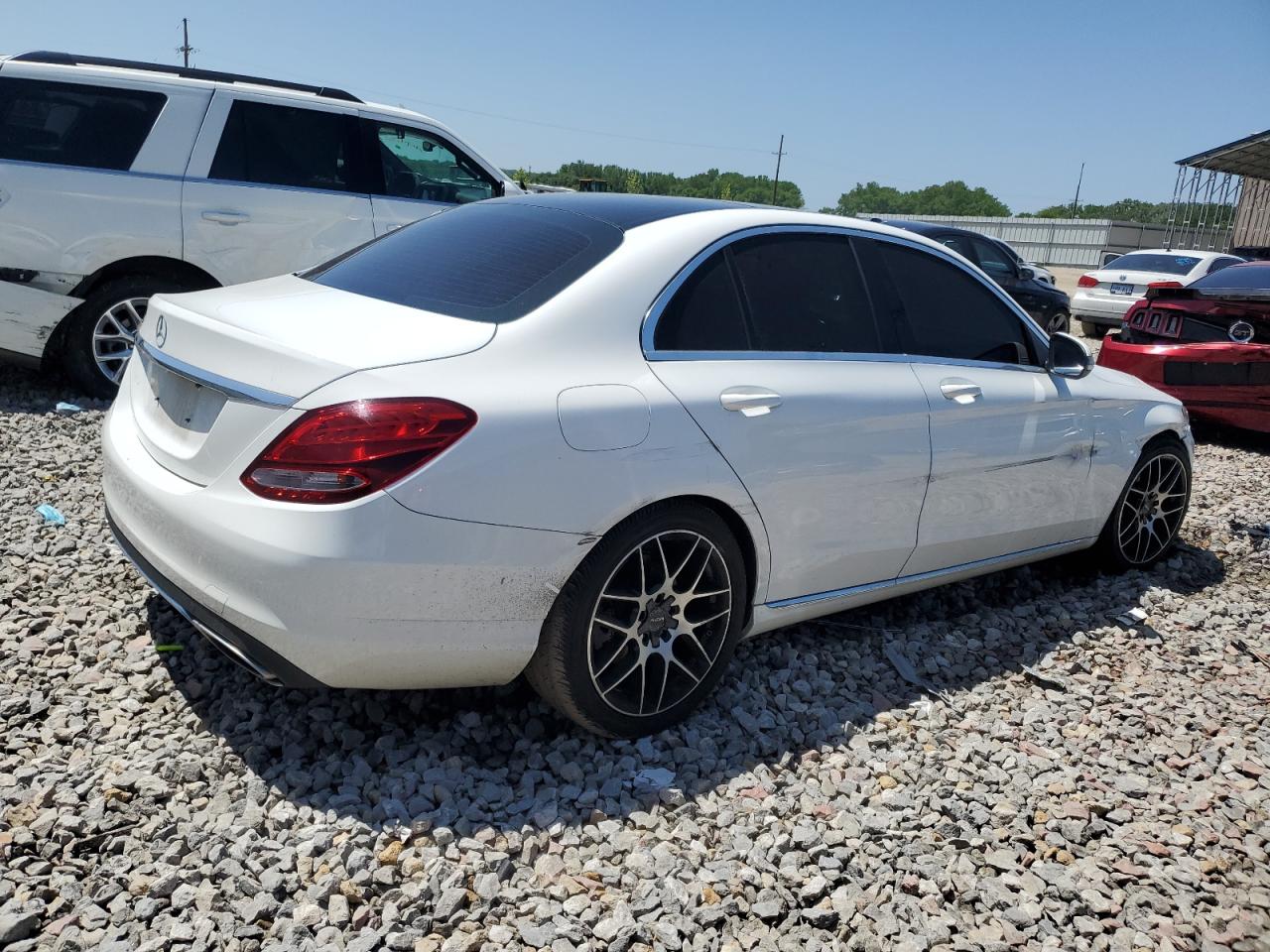 2017 Mercedes-Benz C 300 VIN: 55SWF4JB1HU219965 Lot: 52642553