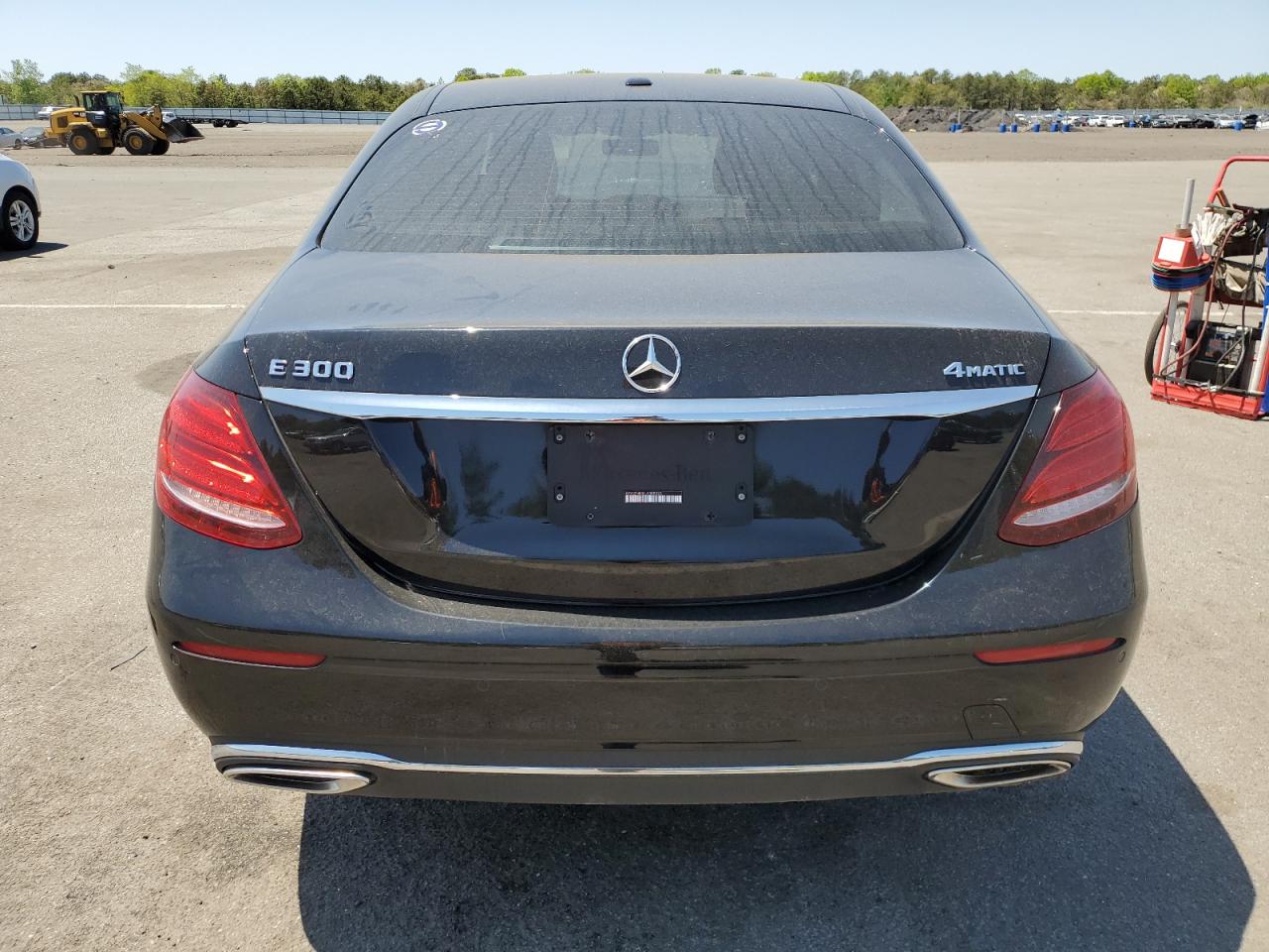 WDDZF4KB4JA388525 2018 Mercedes-Benz E 300 4Matic