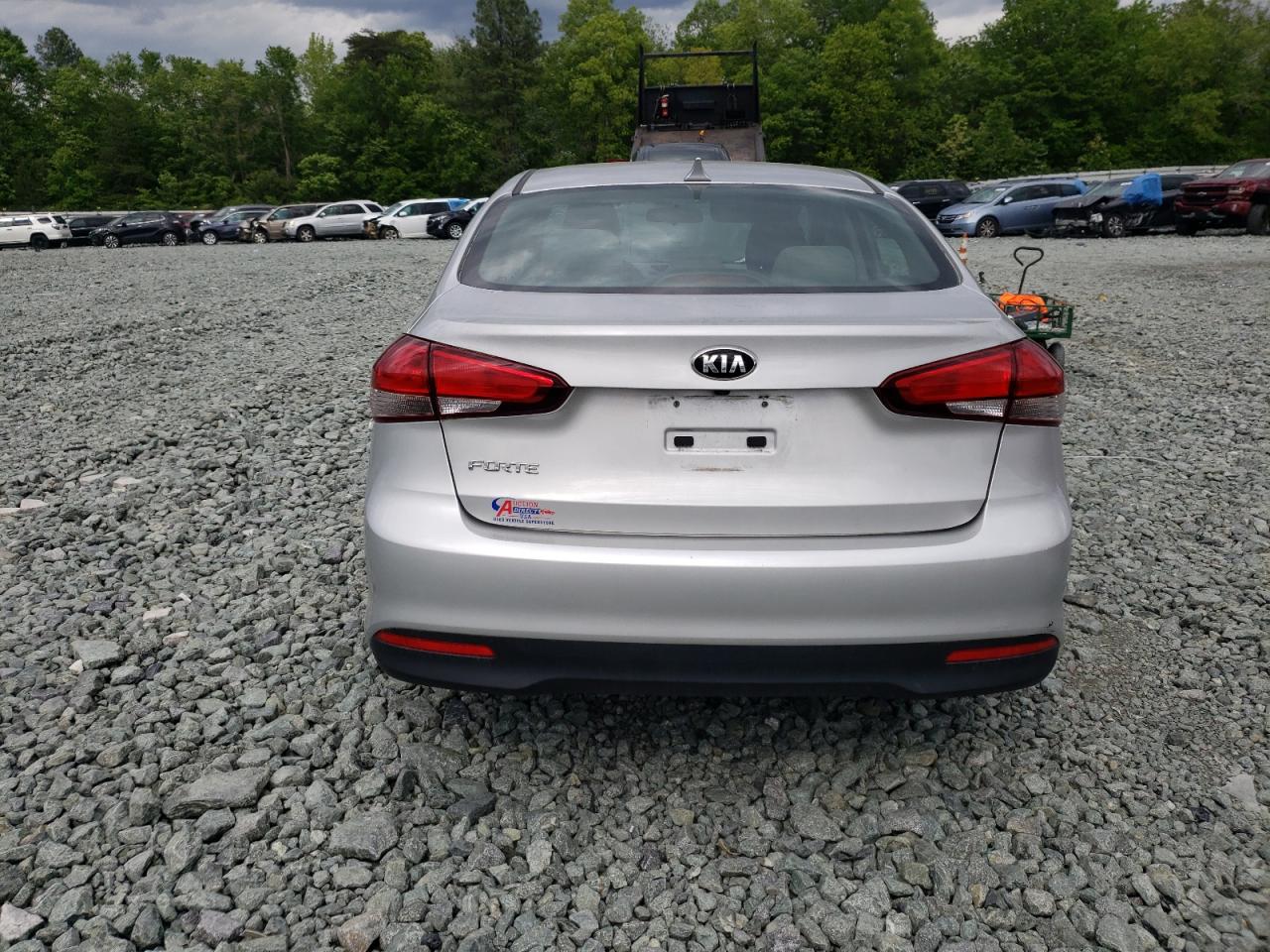 2018 Kia Forte Lx VIN: 3KPFK4A77JE271198 Lot: 50772403