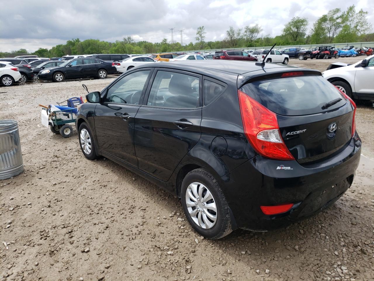 VIN KMHCT5AE0DU099974 2013 HYUNDAI ACCENT no.2