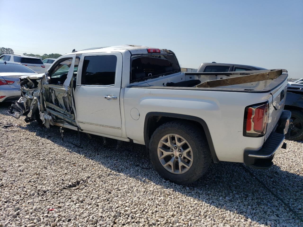 2017 GMC Sierra - Image 2