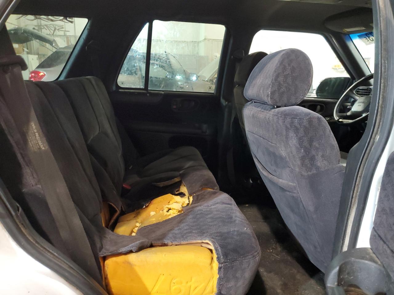 2000 GMC Jimmy / Envoy VIN: 1GKDT13W9Y2396240 Lot: 64545613
