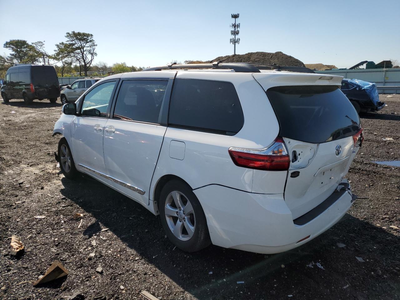 2016 Toyota Sienna Le VIN: 5TDKK3DC1GS708449 Lot: 50483933