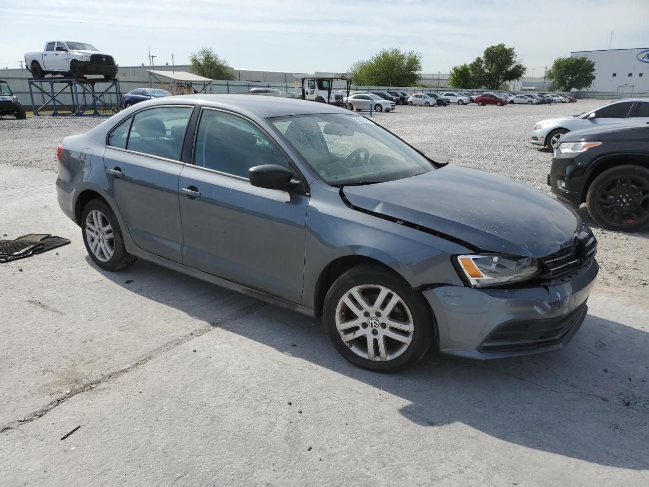 2015 Volkswagen Jetta - Image 4