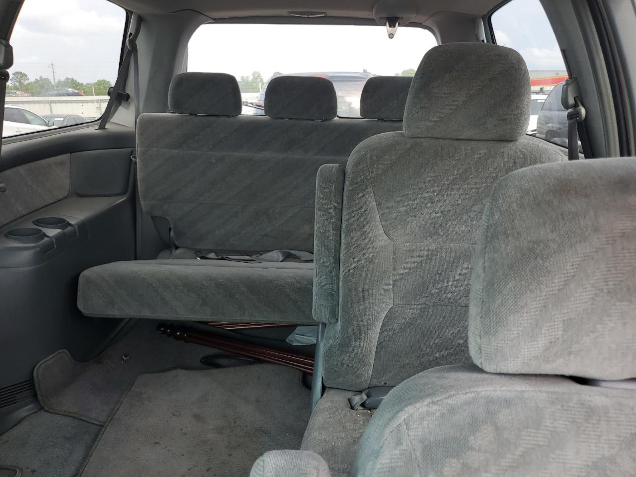 2002 Honda Odyssey Ex VIN: 5FNRL18662B007715 Lot: 89124185