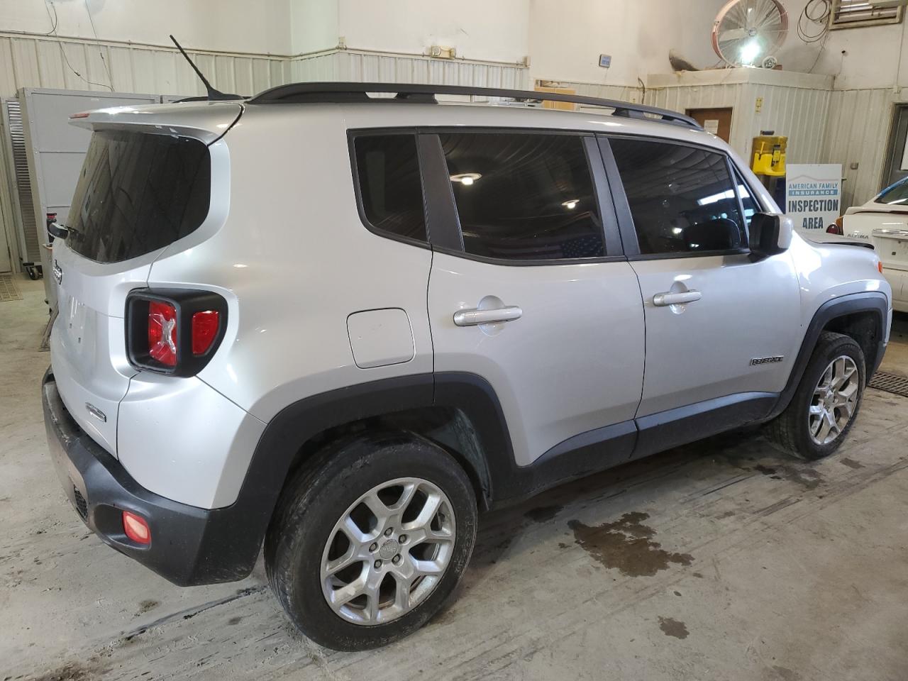 2017 Jeep Renegade Latitude VIN: ZACCJBBB7HPF19296 Lot: 82380743