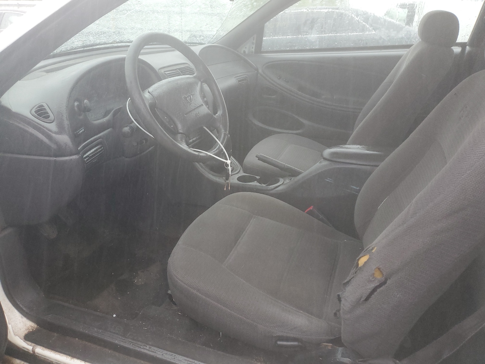 1FAFP4048XF191759 1999 Ford Mustang