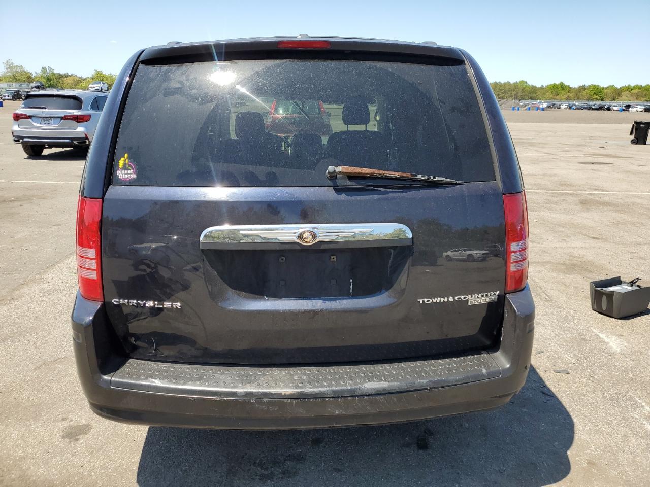 2010 Chrysler Town & Country Touring VIN: 2A4RR5D12AR152537 Lot: 53744073