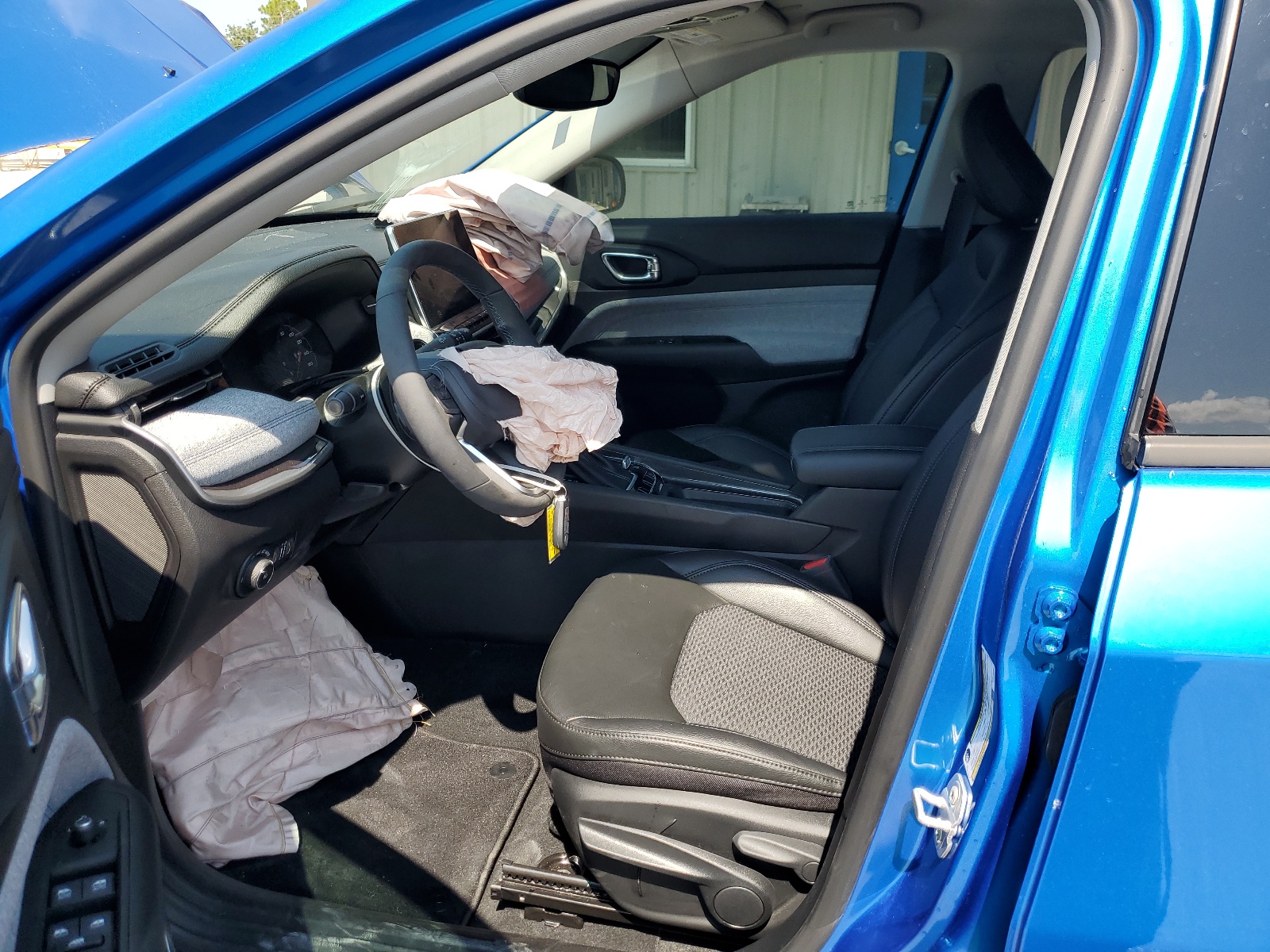 3C4NJDBB8NT210297 2022 Jeep Compass Latitude