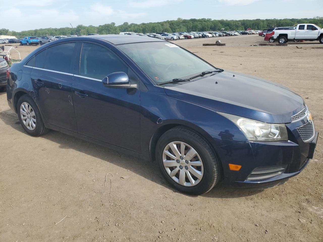 2011 Chevrolet Cruze - Image 4