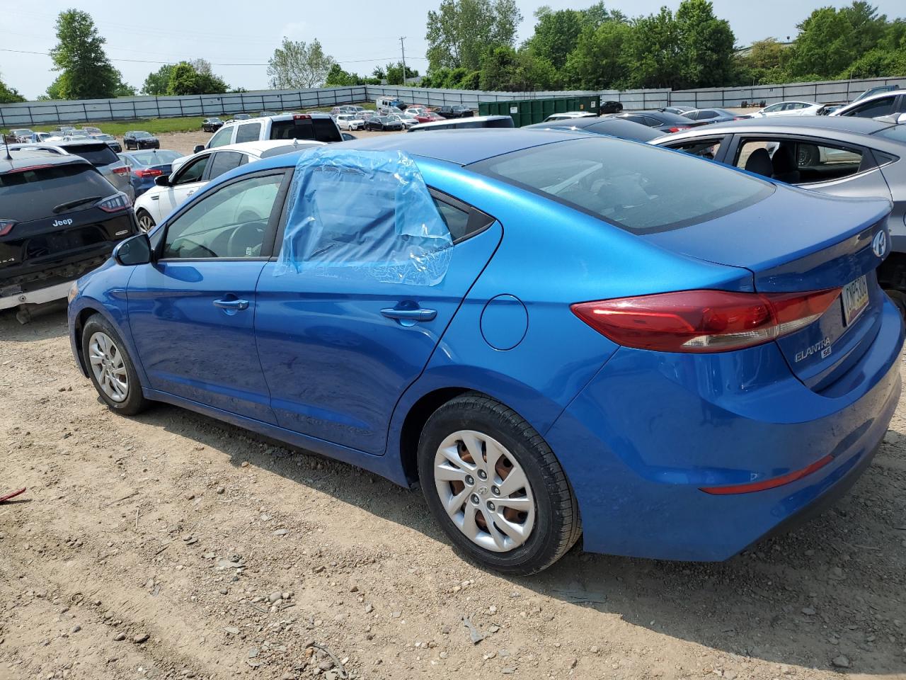 5NPD74LF7JH273848 2018 Hyundai Elantra Se