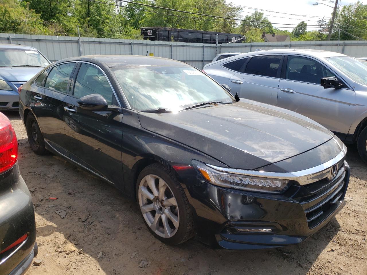 1HGCV1F90LA126613 2018 Honda Accord Touring