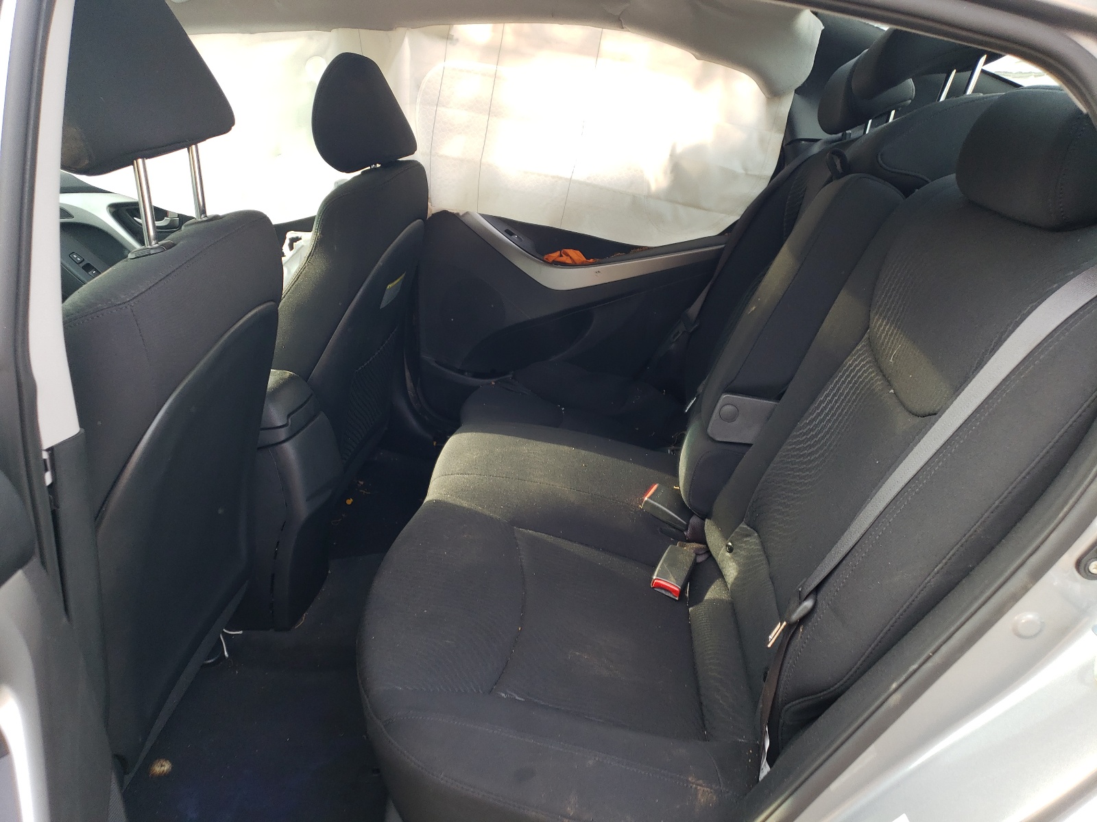 KMHDH4AE6FU393155 2015 Hyundai Elantra Se