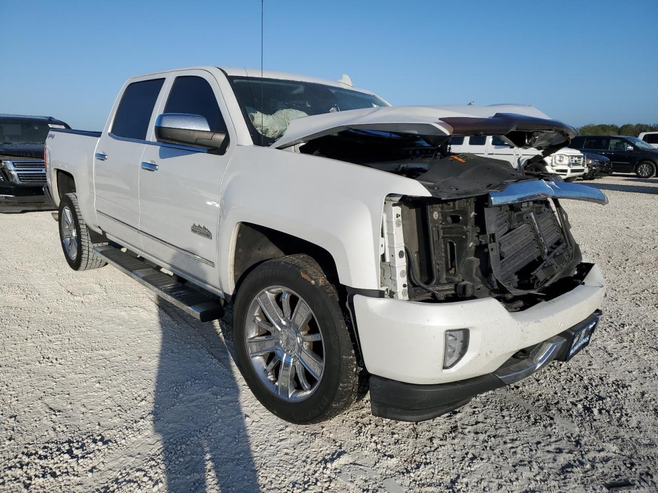 2017 Chevrolet Silverado - Image 4