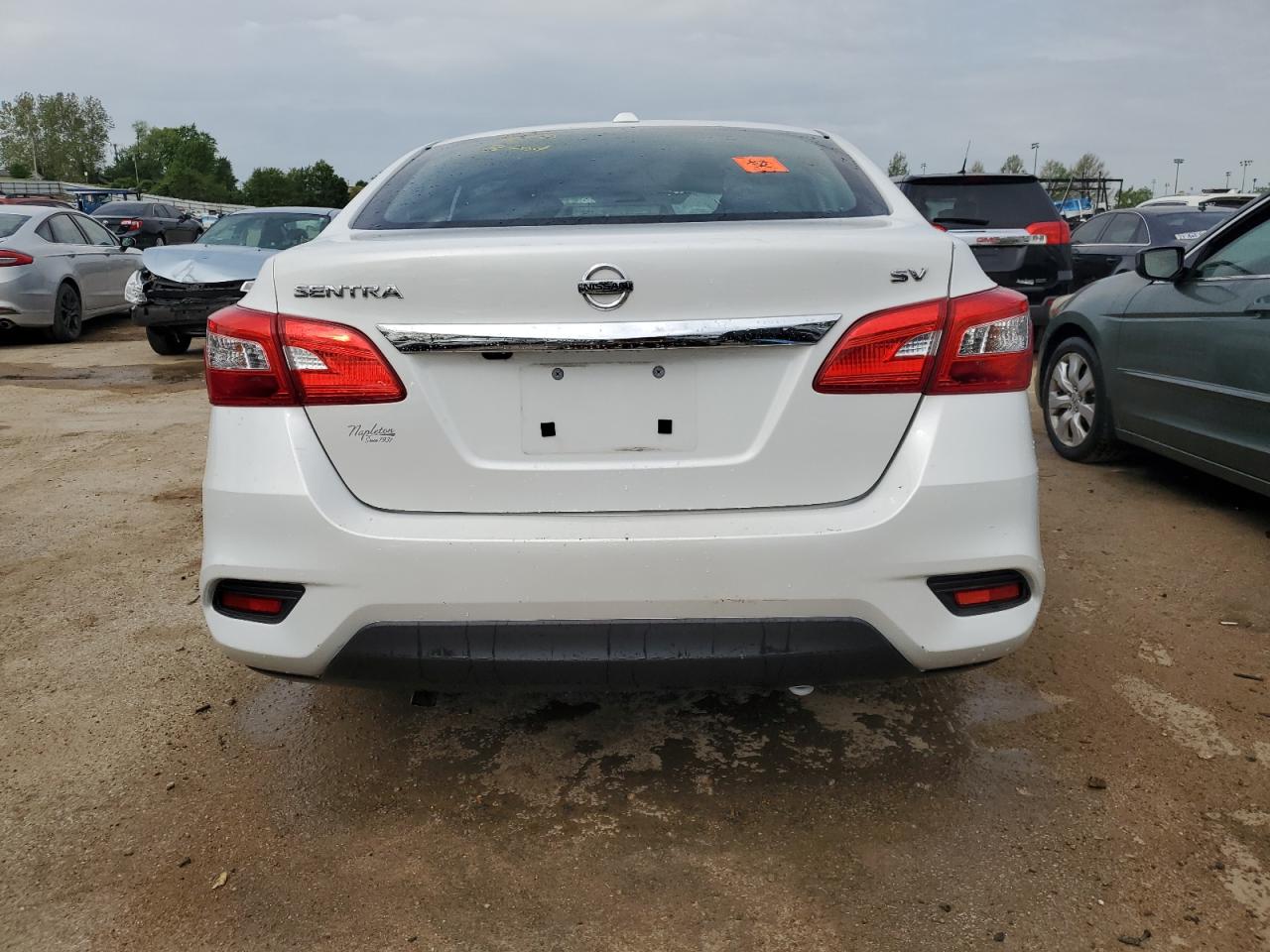 3N1AB7AP3JL633506 2018 Nissan Sentra S