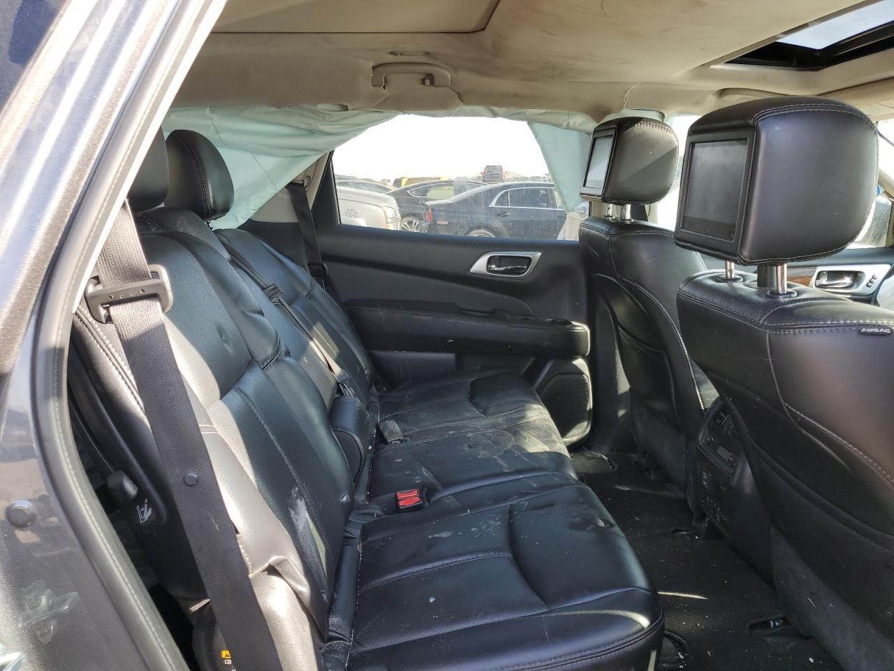 2018 Nissan Pathfinder S VIN: 5N1DR2MMXJC667976 Lot: 50757813