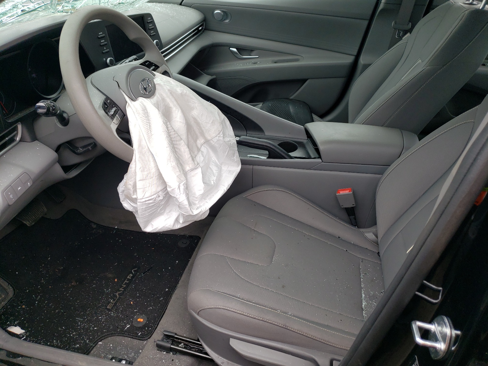 5NPLM4AG5NH083942 2022 Hyundai Elantra Sel