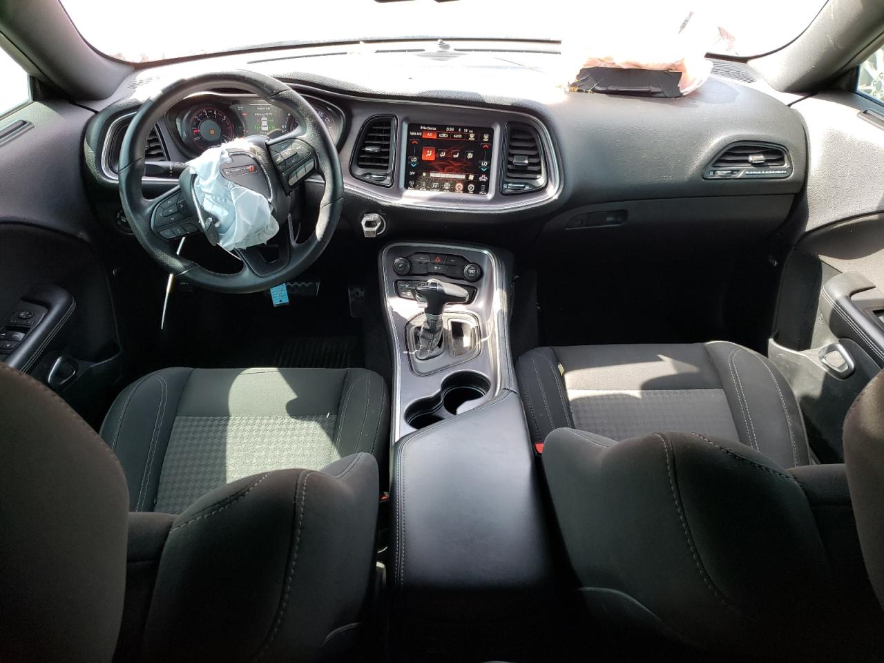 2016 Dodge Challenger - Image 8