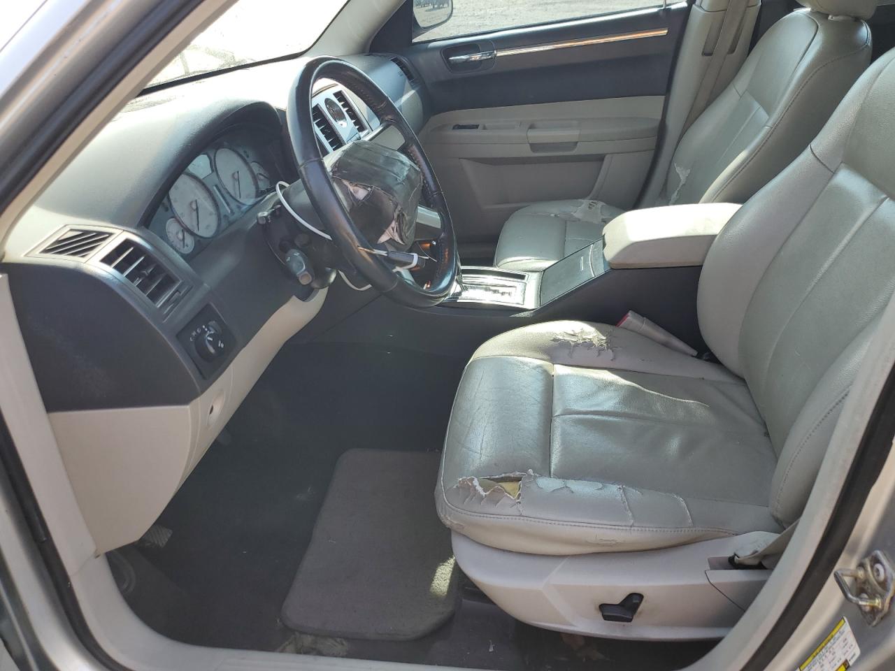 2006 Chrysler 300 Touring VIN: 2C3KA53G96H405682 Lot: 53964043