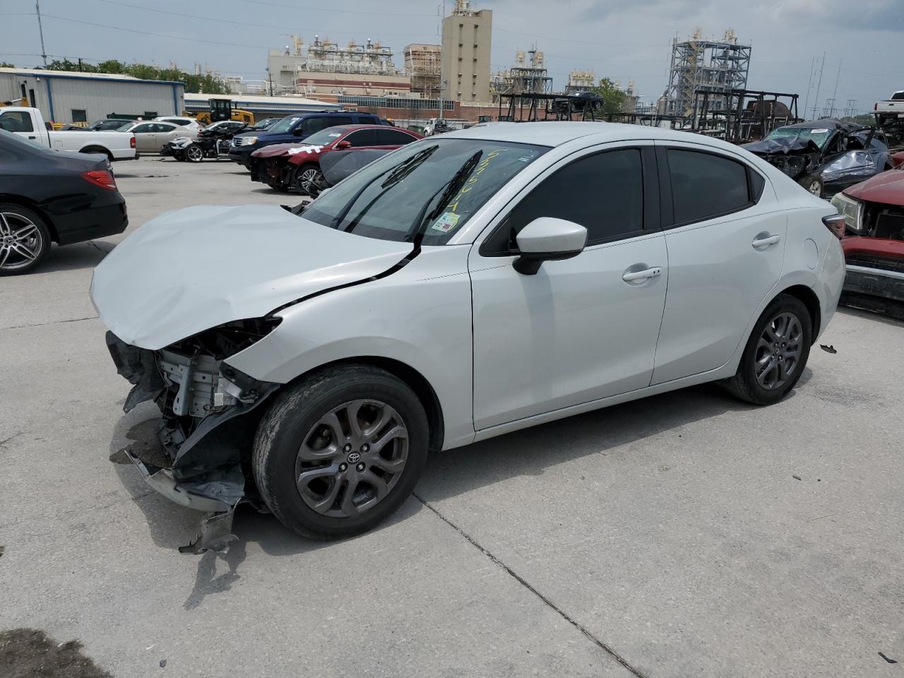 2019 Toyota Yaris L de vânzare în New Orleans, LA - Front End