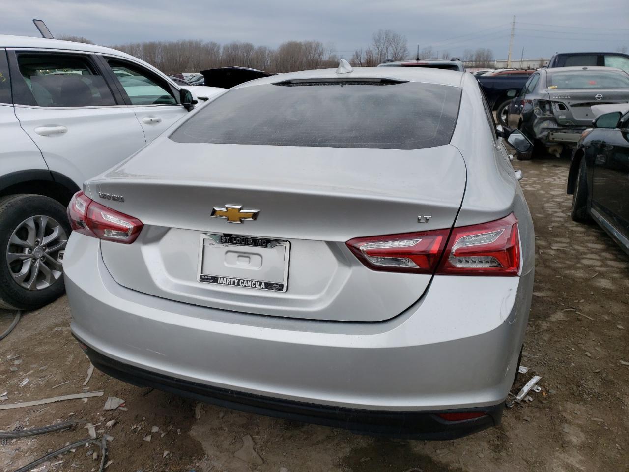 2020 Chevrolet Malibu - Image 6