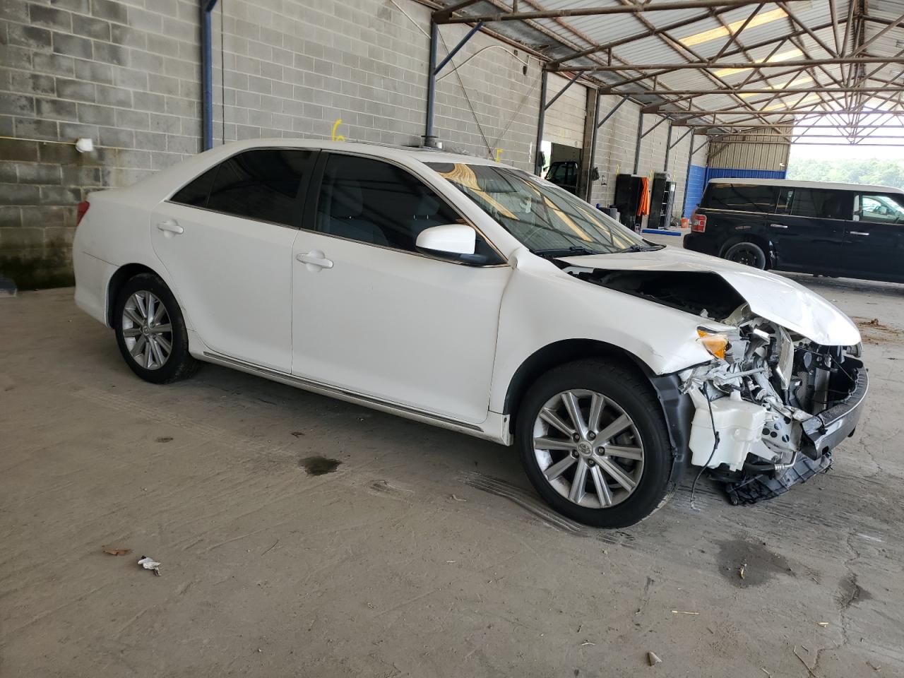 2012 Toyota Camry - Image 4