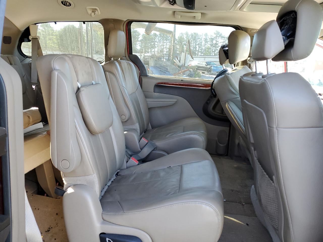 2016 Chrysler Town & Country Limited Platinum VIN: 2C4RC1GG3GR191565 Lot: 61410174