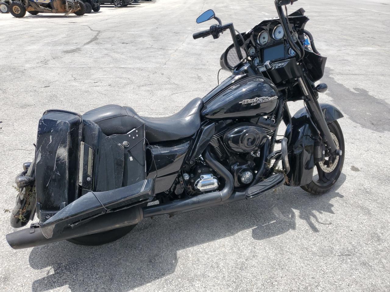 HARLEY-DAVIDSON FL 2011 VIN 1HD1KB413BB632400 фото 9