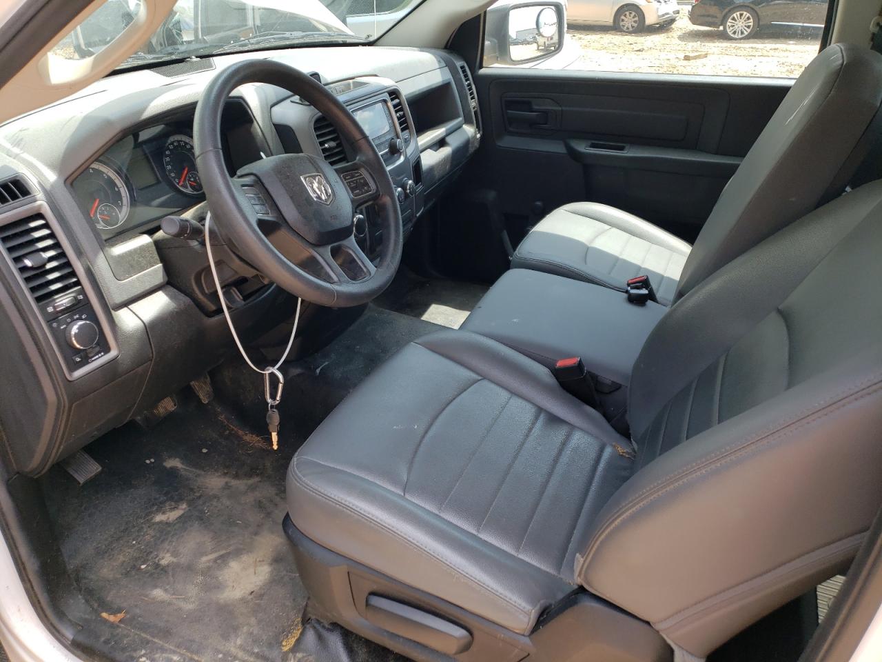 2019 Ram 1500 Classic Tradesman VIN: 3C6JR6DT6KG635991 Lot: 61386984