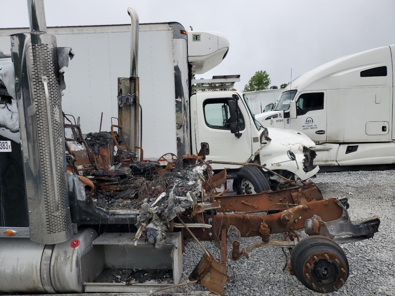 2020 Freightliner Conventional Coronado 132 VIN: 3ALXFB000LDLV0009 Lot: 64443044