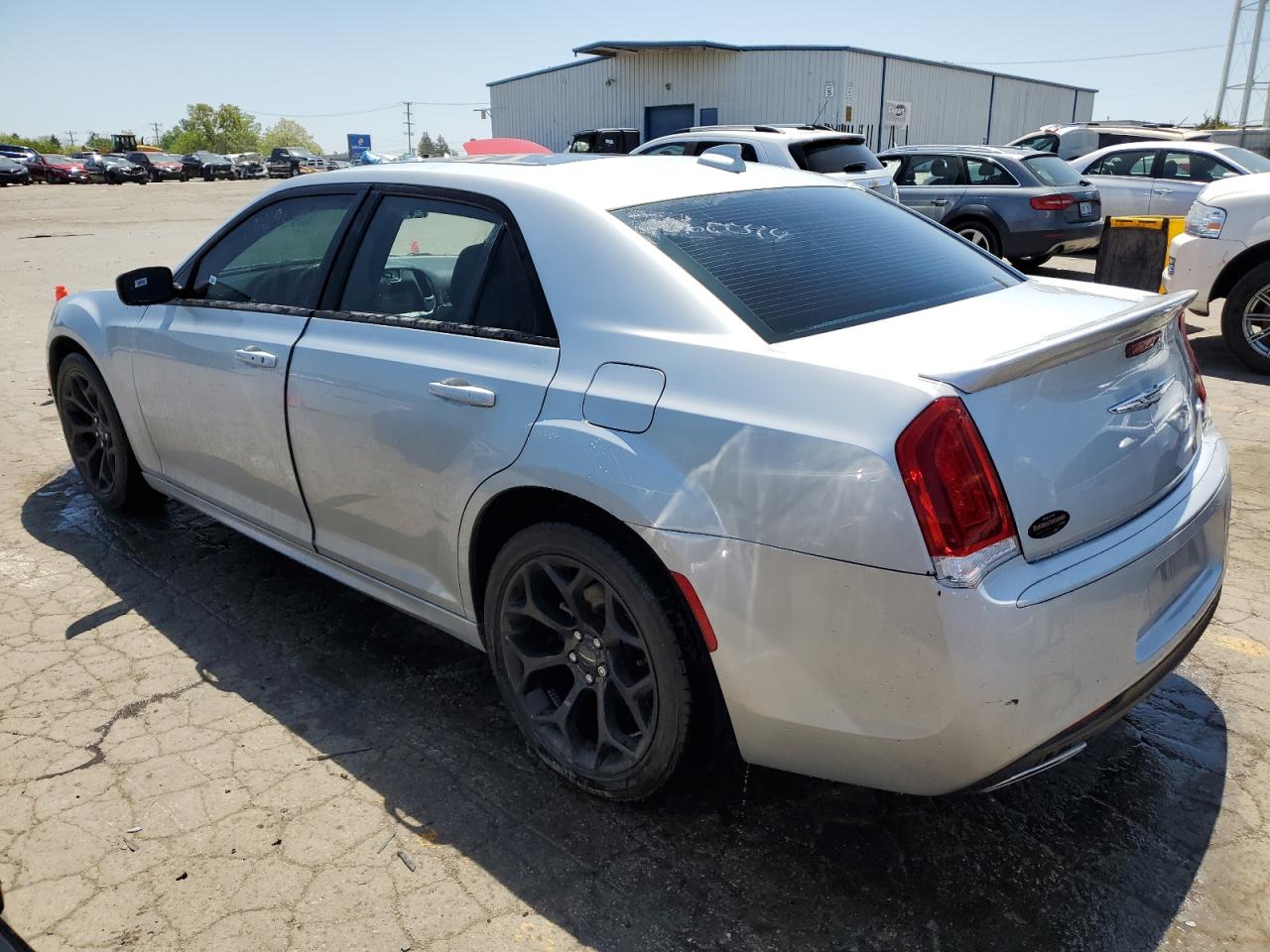 2020 Chrysler 300 S VIN: 2C3CCABGXLH175638 Lot: 53545133