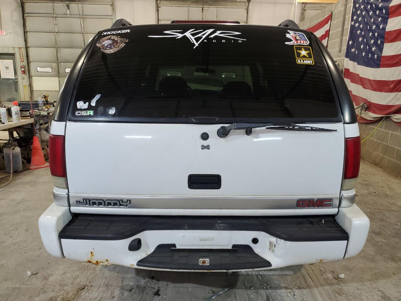 2000 GMC Jimmy / Envoy VIN: 1GKDT13W9Y2396240 Lot: 64545613