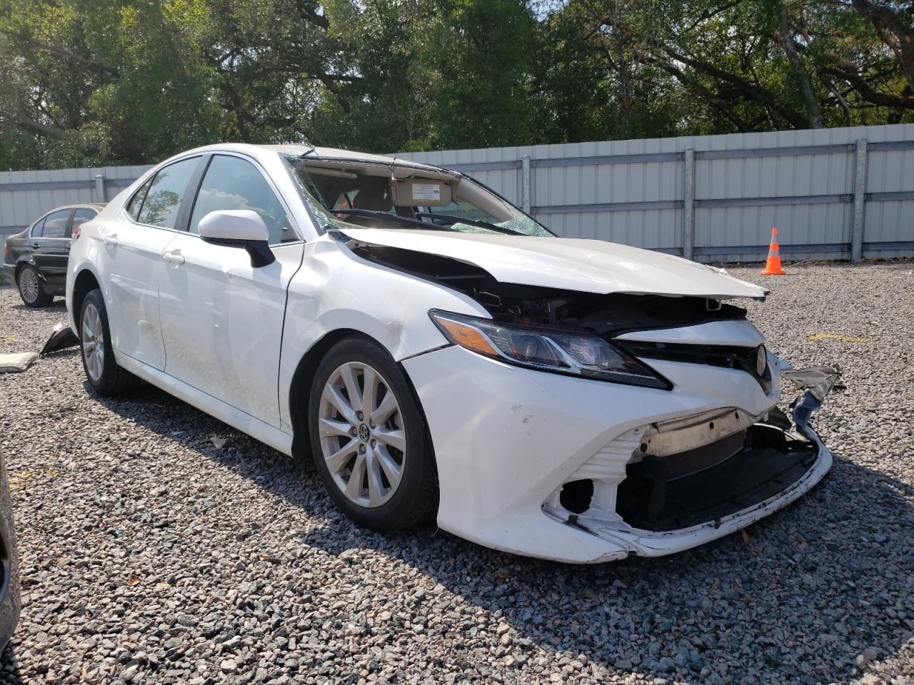 2019 Toyota Camry - Image 4