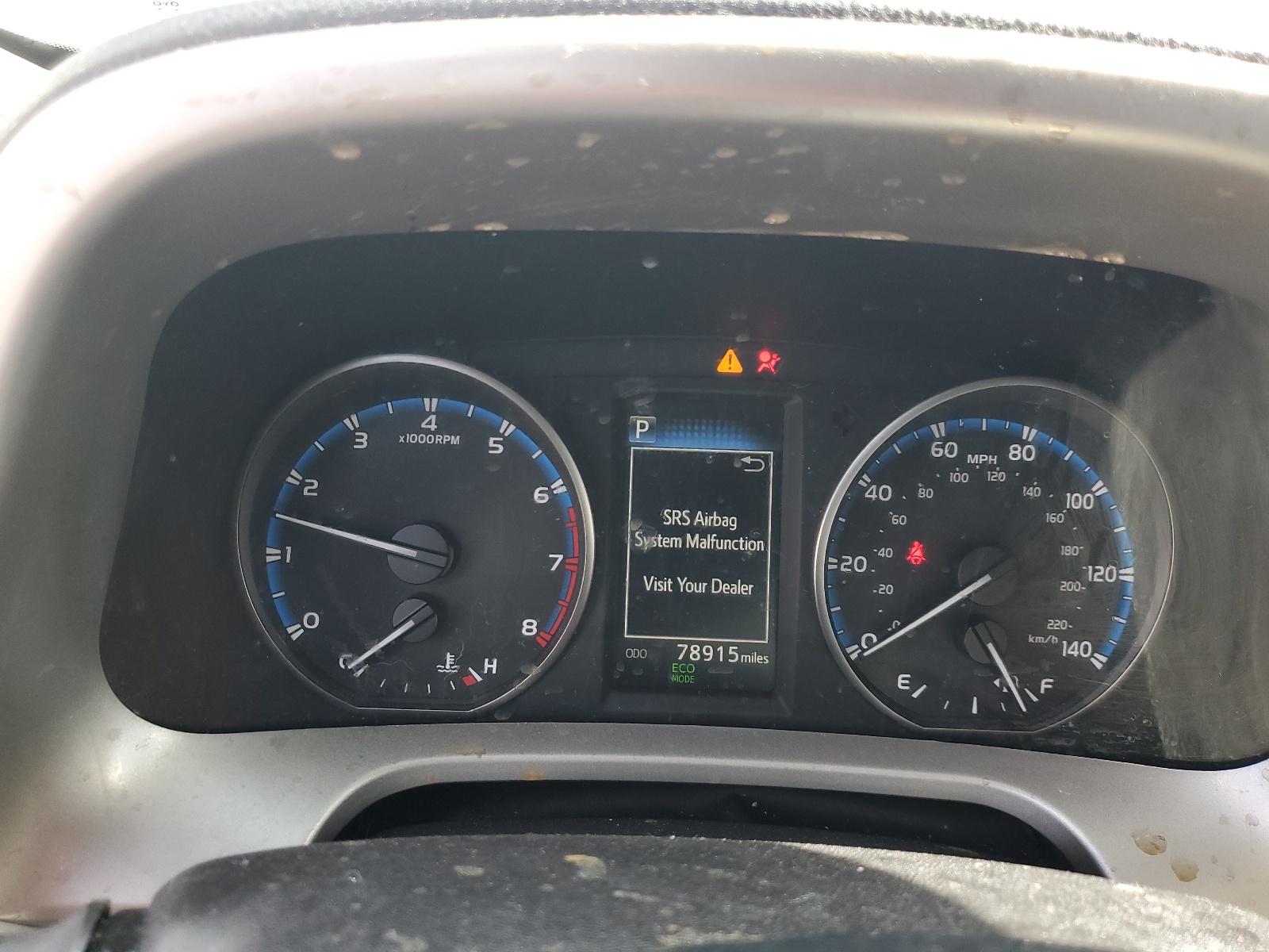 2T3WFREVXHW347859 2017 Toyota Rav4 Xle