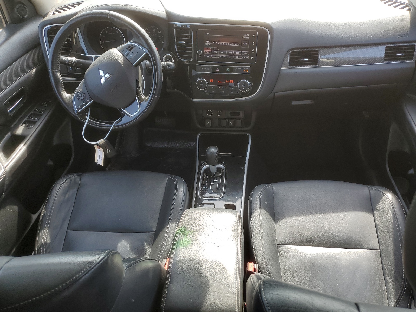 JA4AZ3A34KZ034150 2019 Mitsubishi Outlander Se