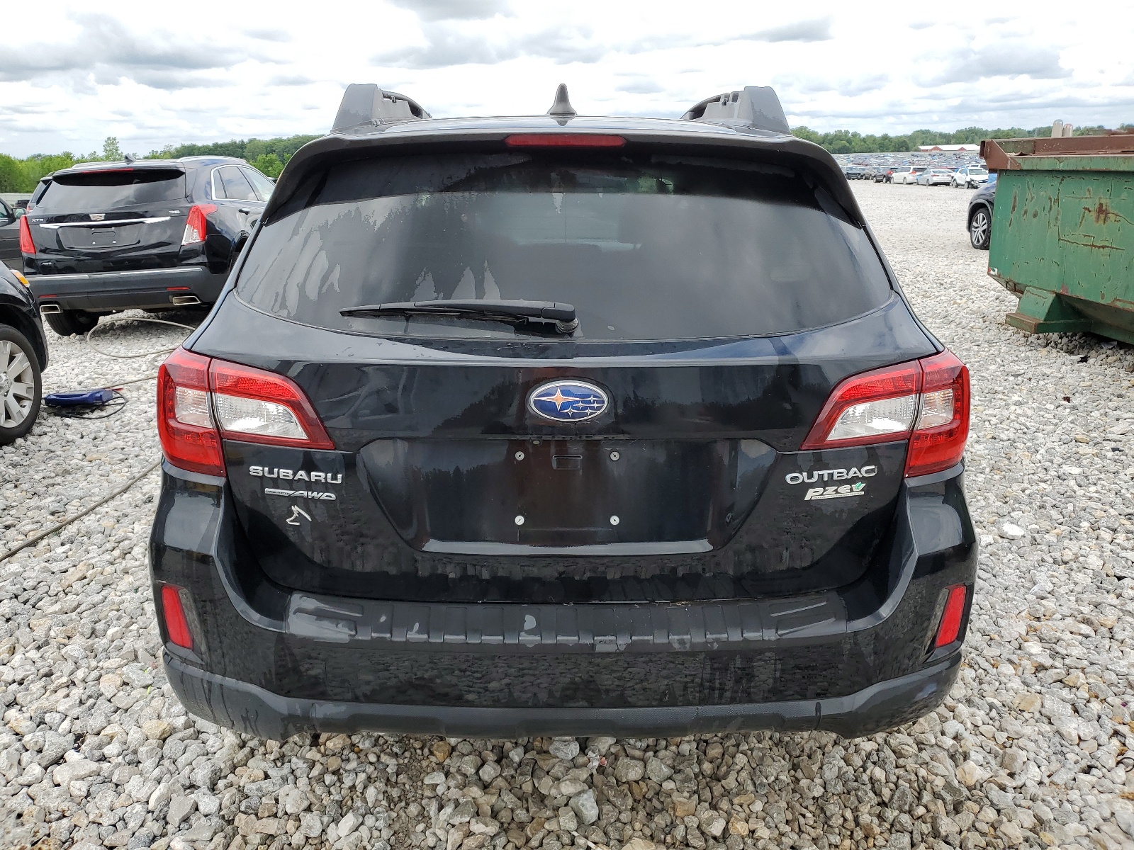 4S4BSACC0H3321332 2017 Subaru Outback 2.5I Premium