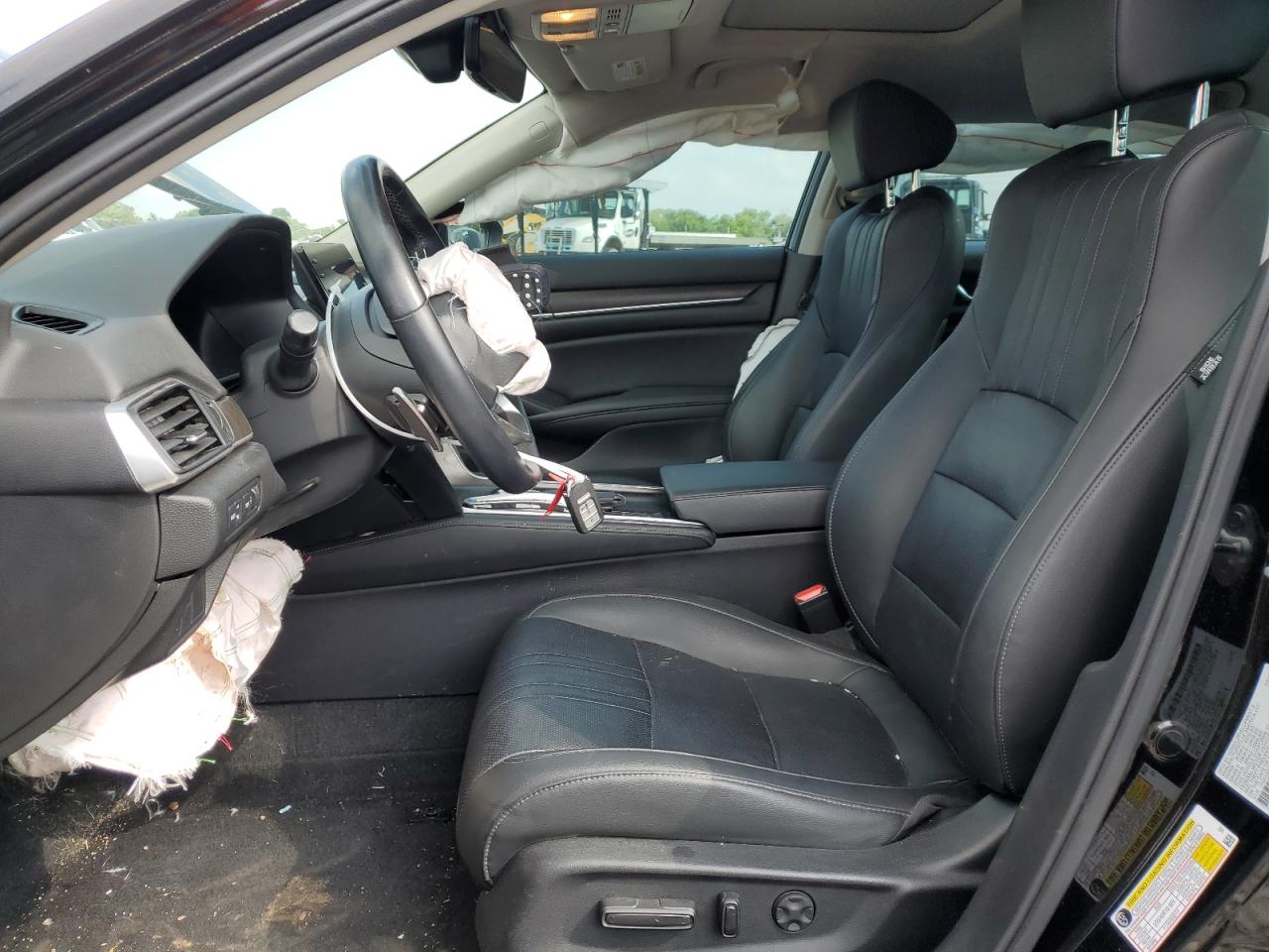 2022 Honda Accord Touring VIN: 1HGCV2F90NA011423 Lot: 55282334