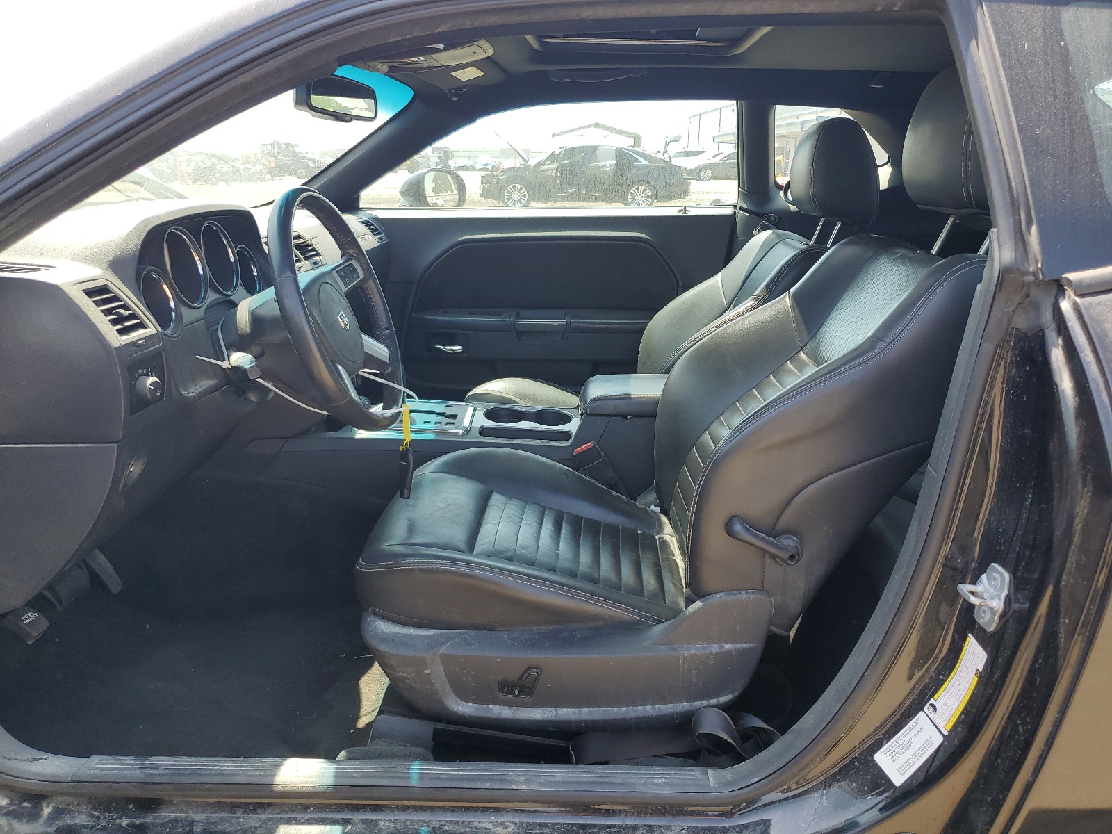 2B3CJ5DT8AH321312 2010 Dodge Challenger R/T