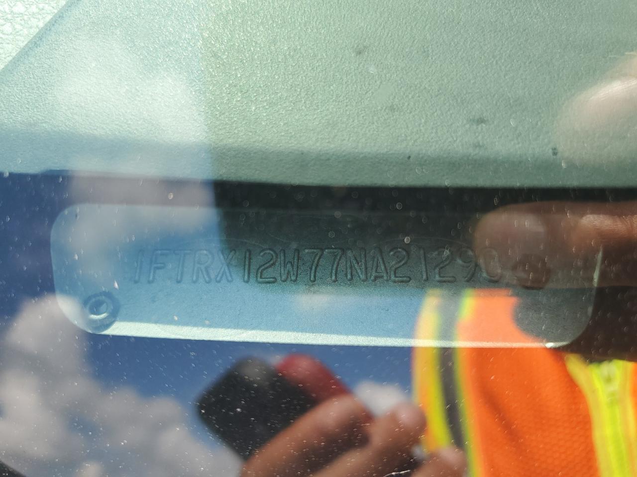 2007 Ford F150 VIN: 1FTRX12W77NA21290 Lot: 53369954