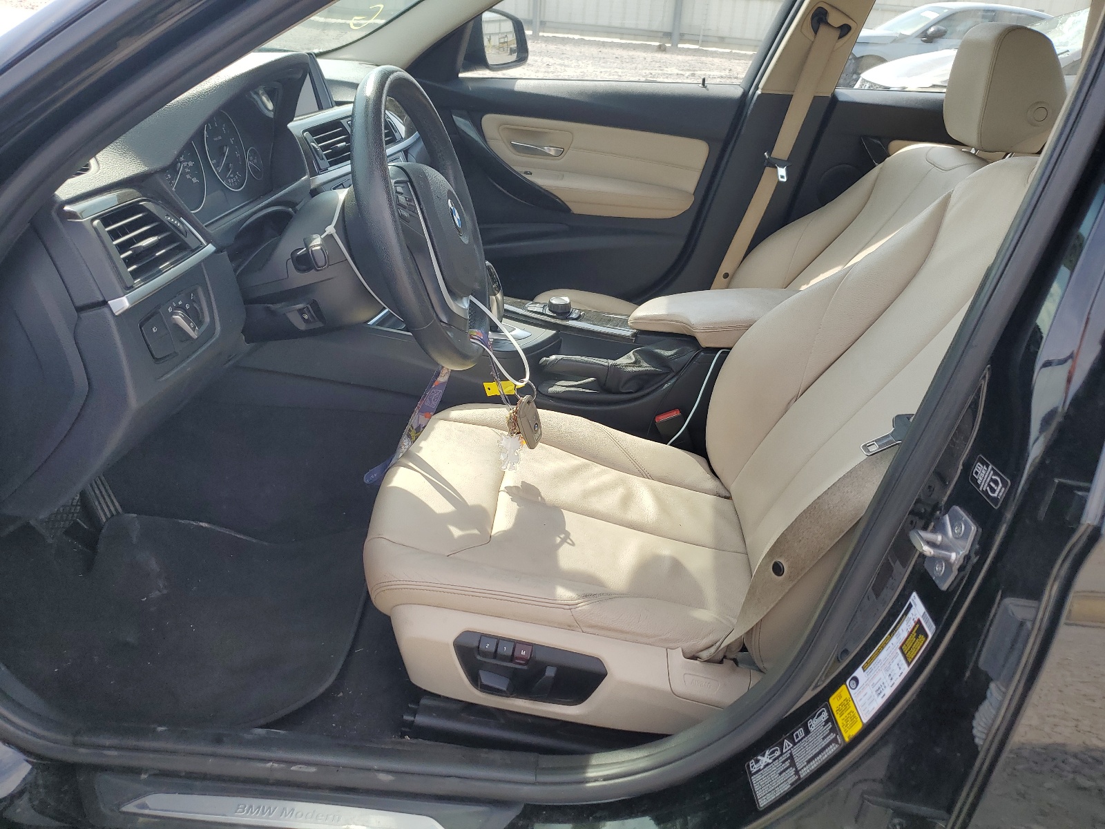 WBA3C3C54DF982824 2013 BMW 320 I xDrive