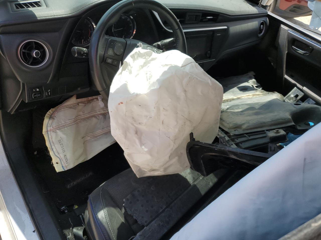 2017 Toyota Corolla L VIN: 5YFBURHE1HP723682 Lot: 56595544