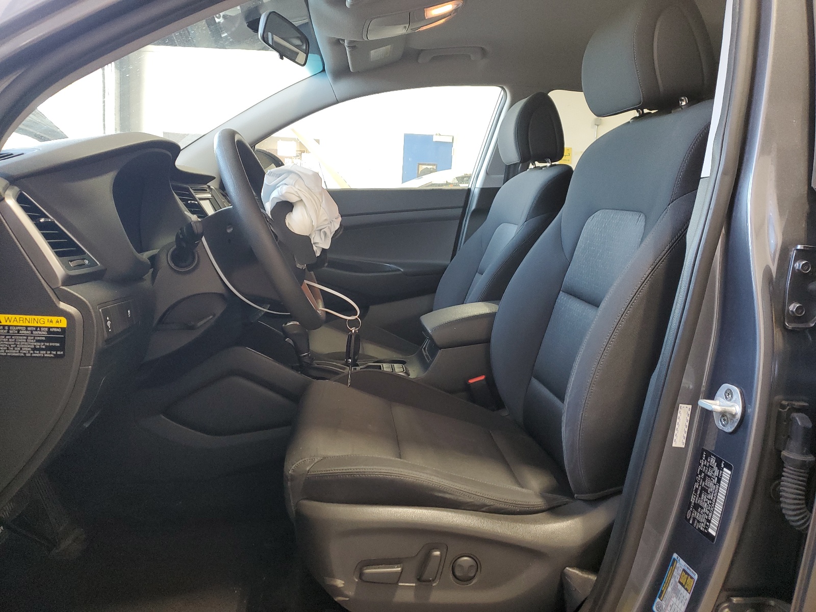 KM8J3CA49HU505081 2017 Hyundai Tucson Limited