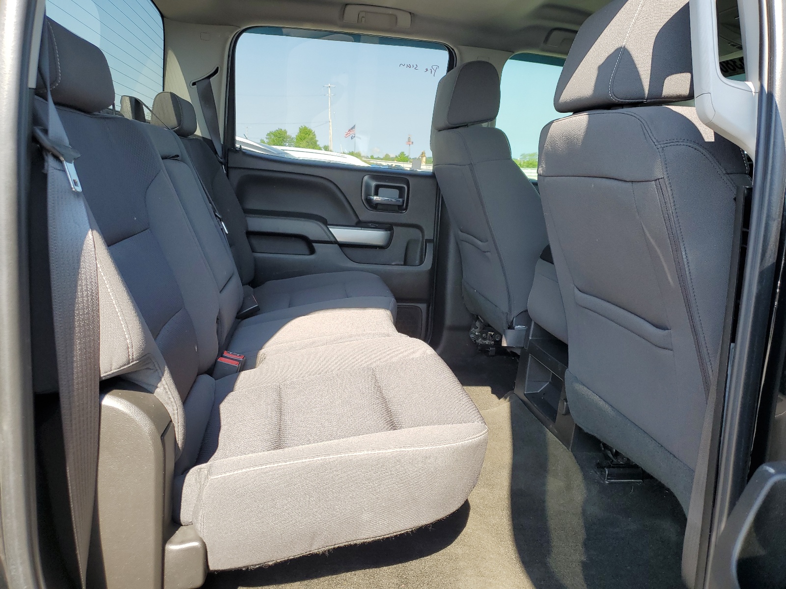 1GCUKREC5JF157377 2018 Chevrolet Silverado K1500 Lt