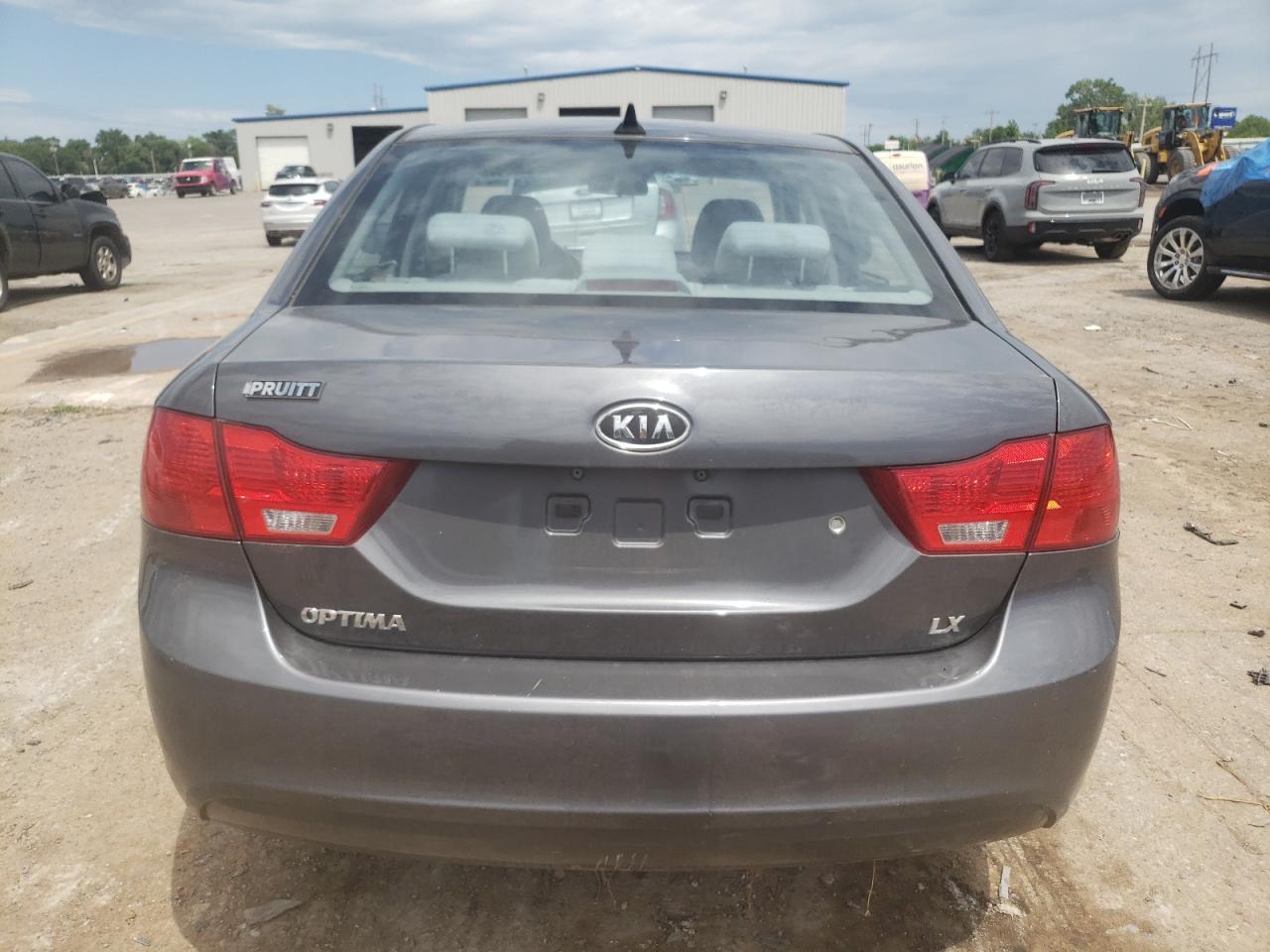 2009 Kia Optima Lx VIN: KNAGE228795309380 Lot: 56248684