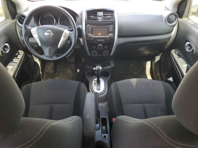  NISSAN VERSA 2017 Серебристый