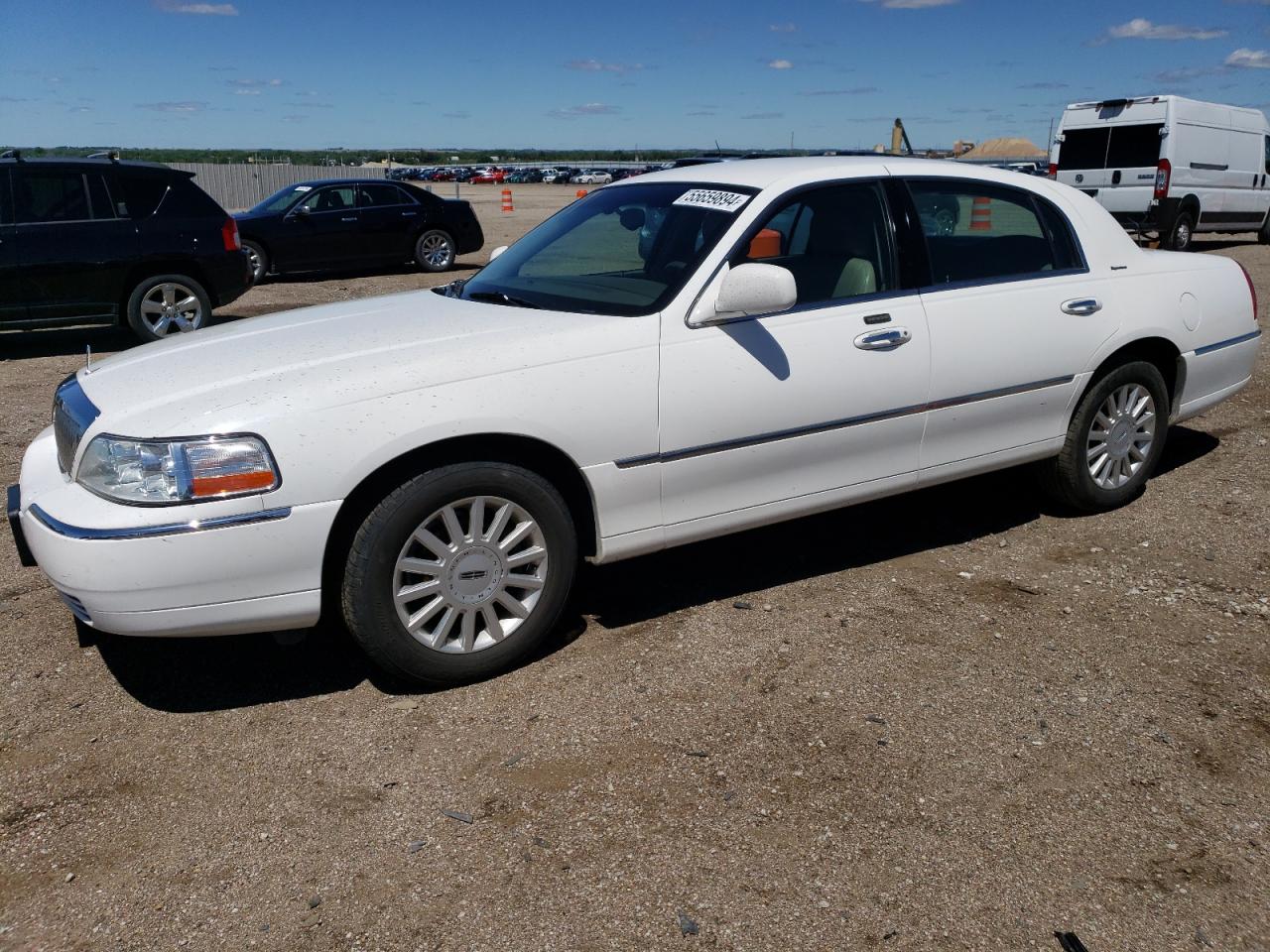 2005 Lincoln Town Car Signature للبيع في Greenwood، NE - Burn - Engine